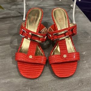 Anne Klein iflex orange heeled square toe sandals 6.5